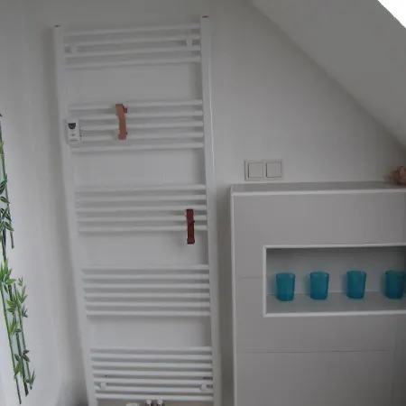 Kleines Juwel Moderne *